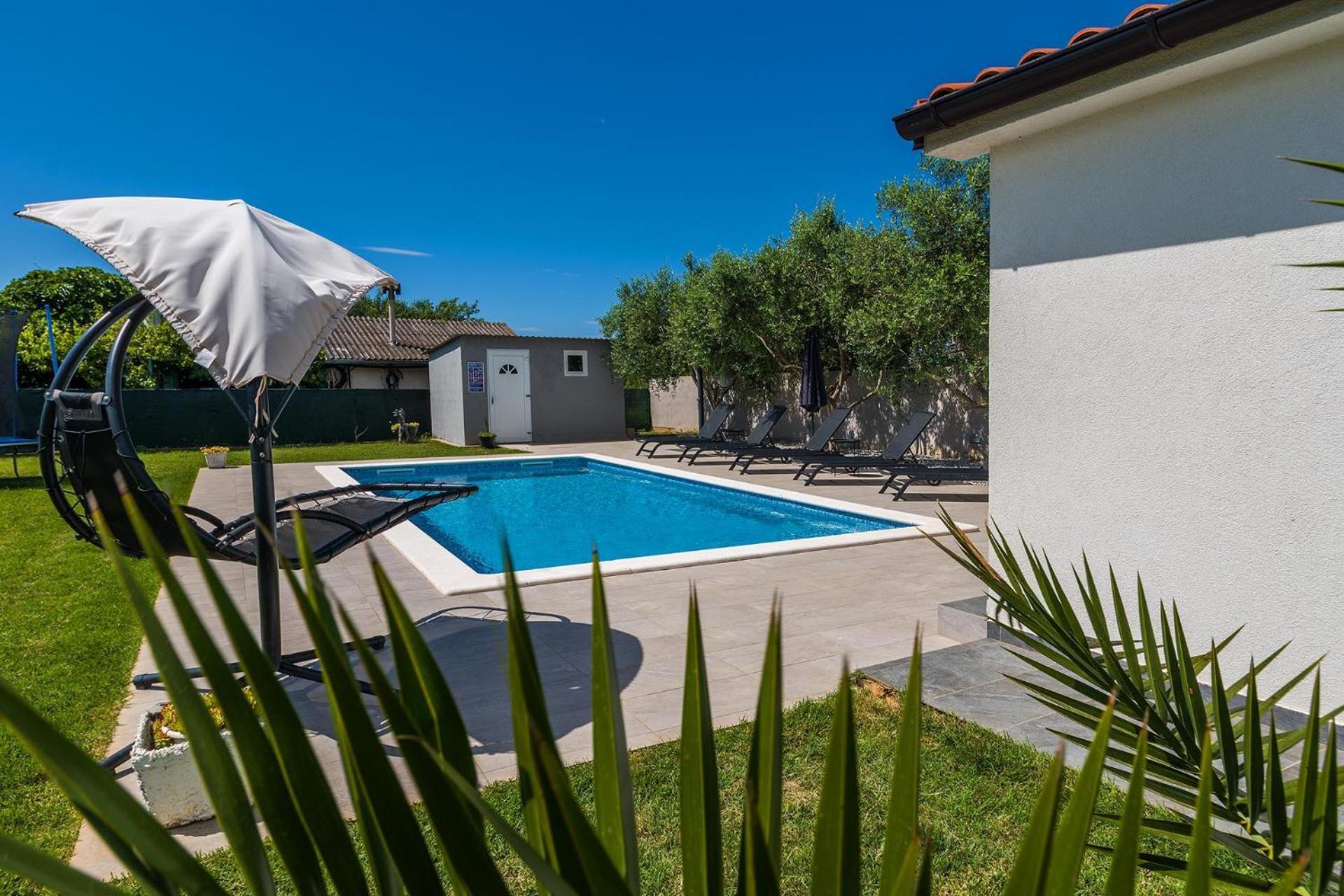 Villa Kuca Za Odmor Lilly Pula Exterior foto