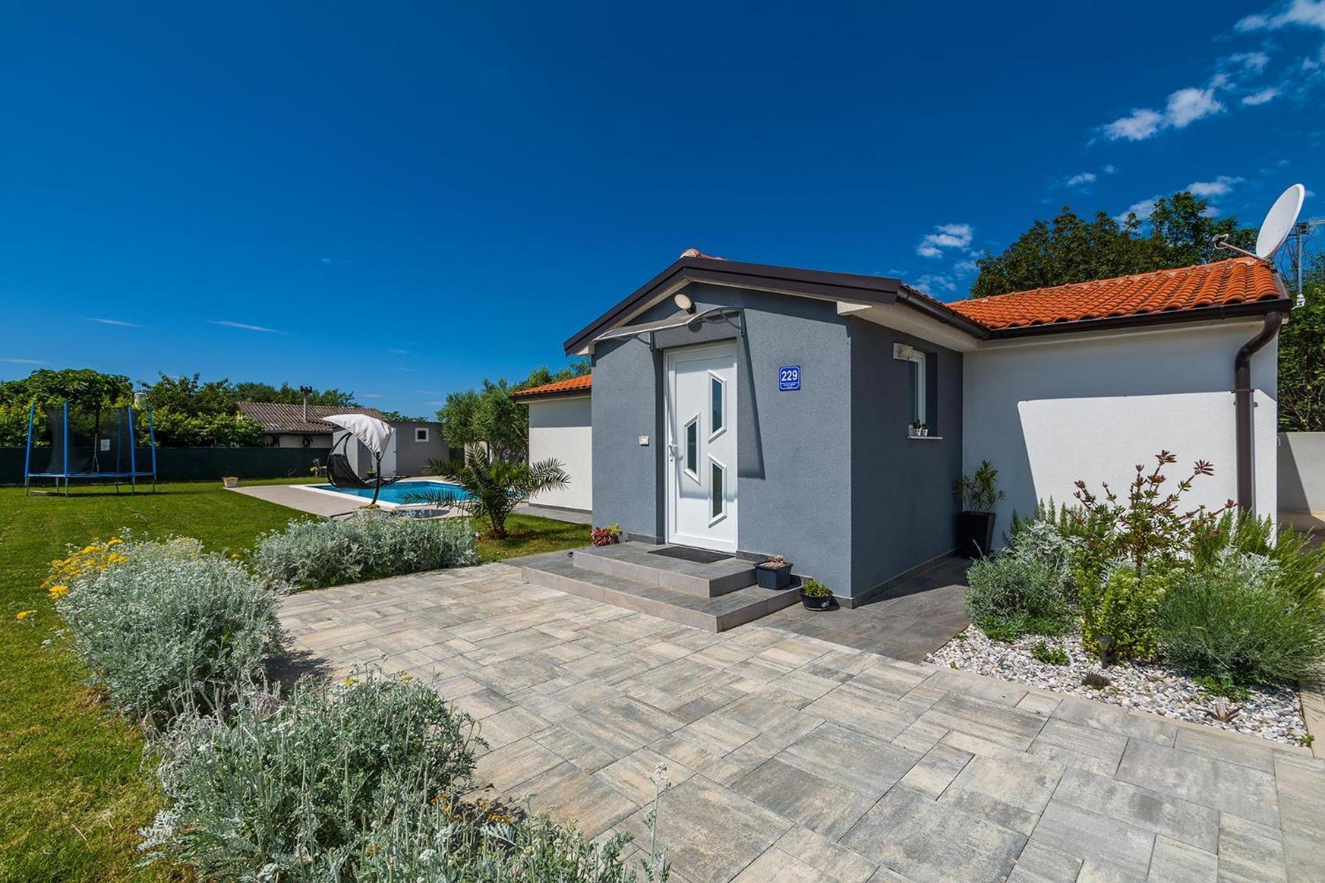 Villa Kuca Za Odmor Lilly Pula Exterior foto